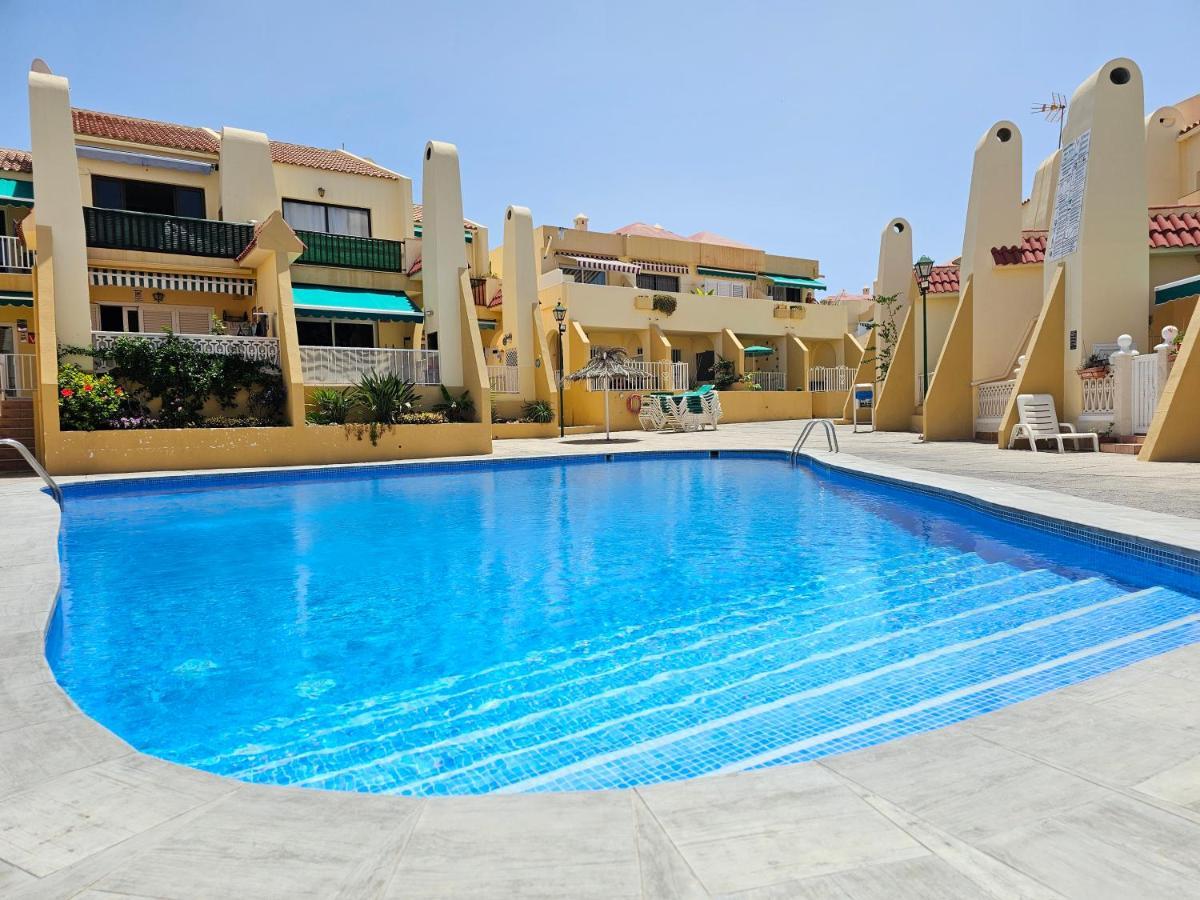 Beach & Refreshing Pool Holidays Air-Conditioning , Costa Adeje Exterior photo